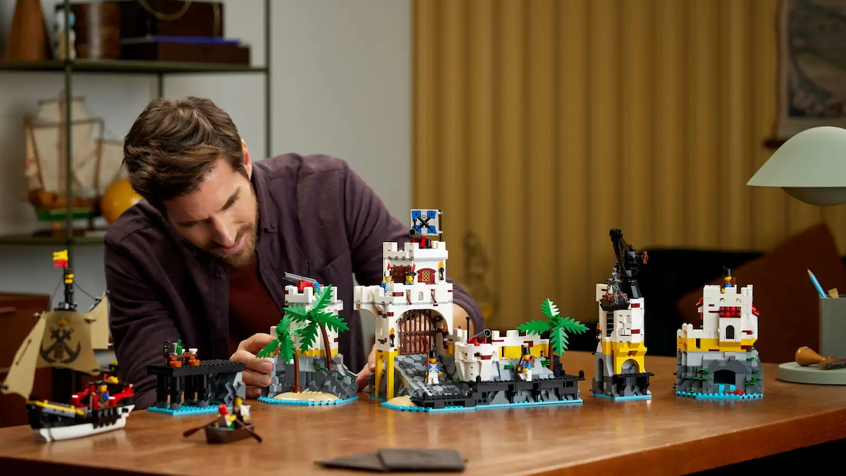LEGO Icons 10320 Eldorado Fortress officially revealed