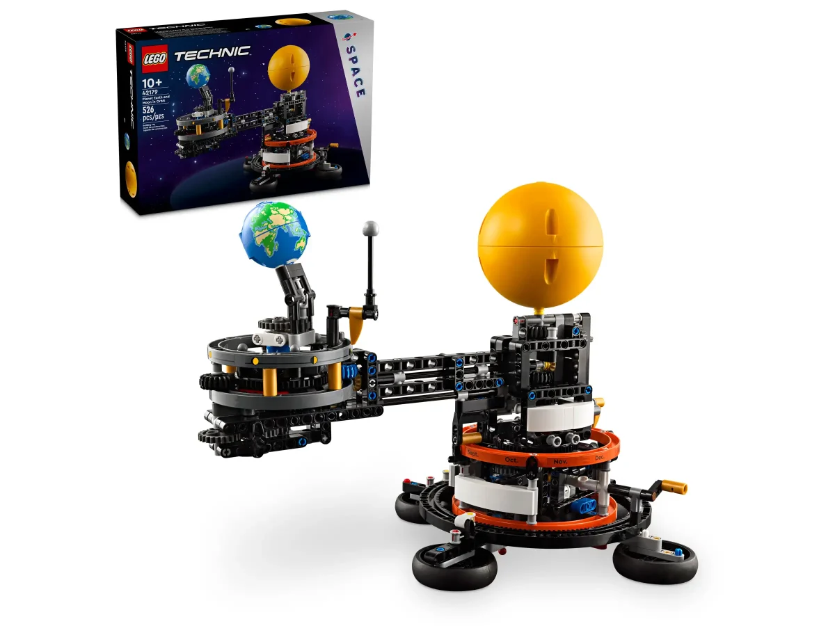 LEGO Technic 42179 Planet Earth and Moon in Orbit 1200x900