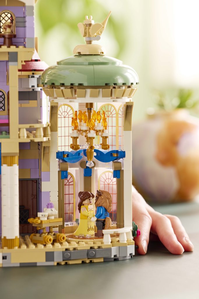 LEGO Disney 43263 Beauty and the Beast Castle 8 683x1024
