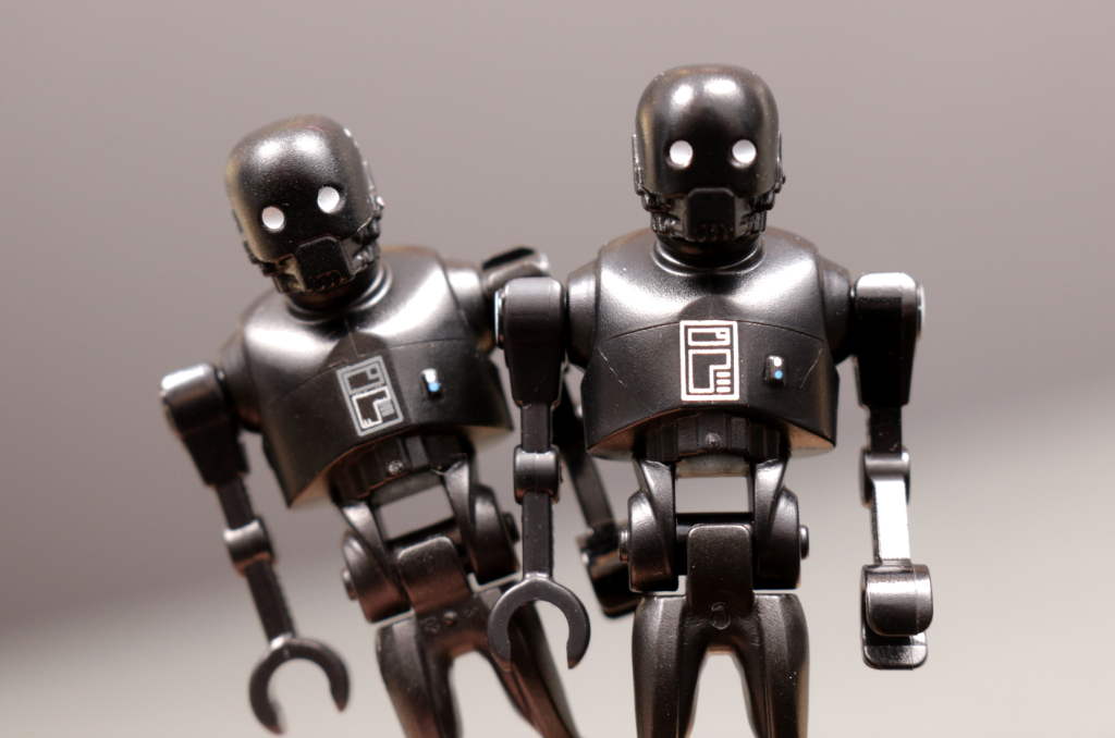 LEGO Star Wars K 2SO droid figures 2 1024x678