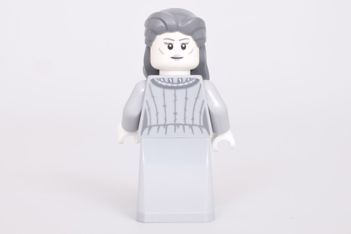 LEGO Harry Potter 76463 Hogwarts Castle Hospital Wing review 33 1 1200x800