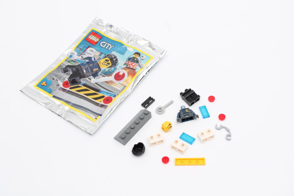 LEGO CITY magazine Issue 33 03