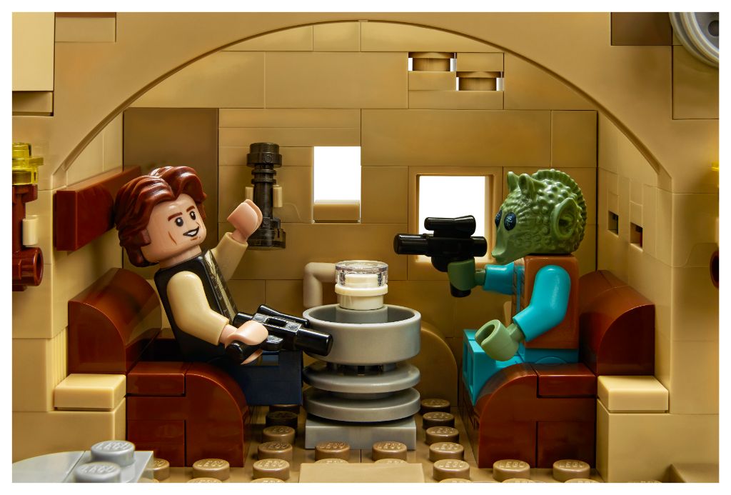 LEGO Star Wars 75290 Mos Eisley Cantina 3