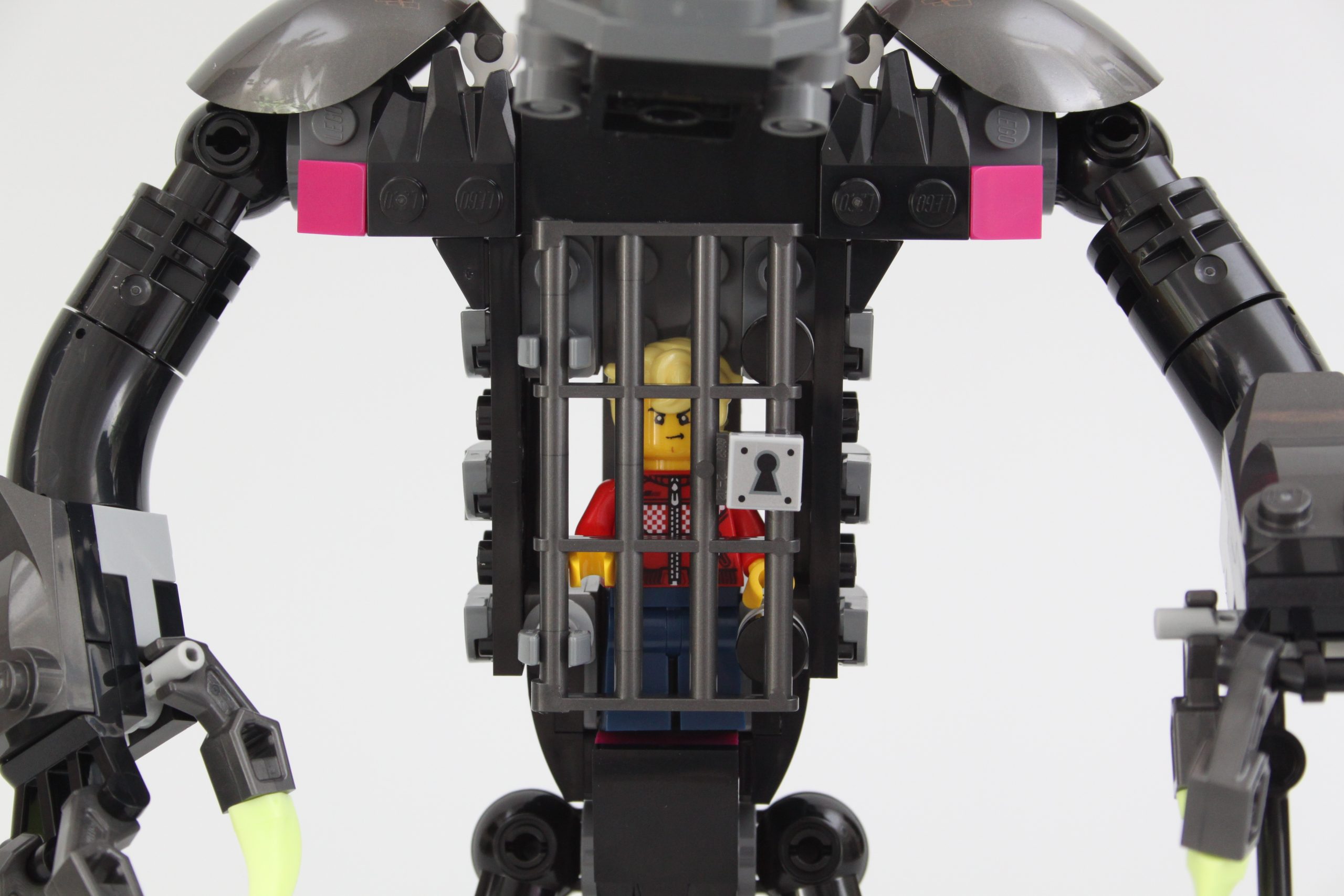 LEGO DREAMZzz 71455 Grimkeeper the Cage Monster review 25 scaled